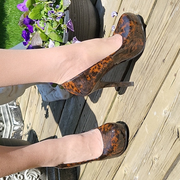 Tortoiseshell Stilettos! Faux-Patent, Super Sexy and Shiny, 7 - Picture 3 of 11